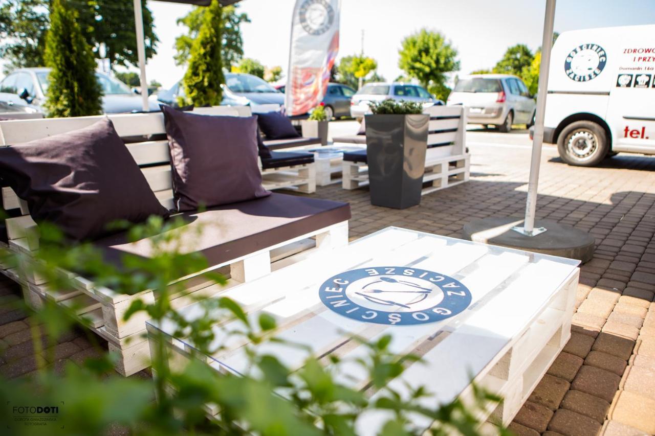 Gosciniec Zacisze I Blisko A2 Dabie-Uniejow I Restauracja Bed & Breakfast Ngoại thất bức ảnh