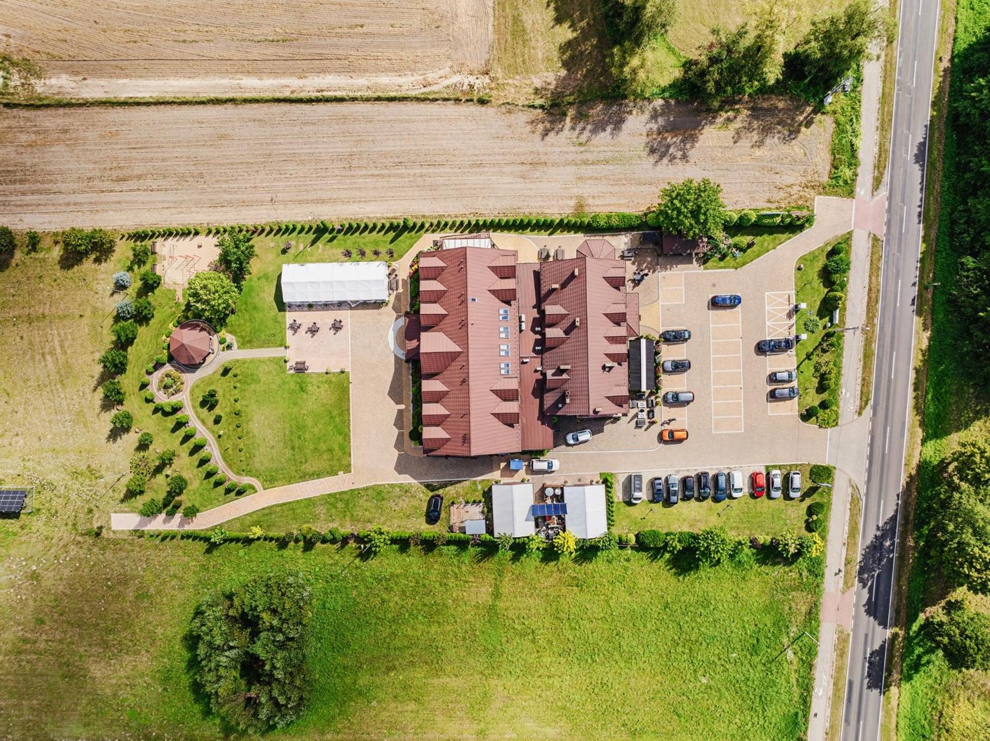 Gosciniec Zacisze I Blisko A2 Dabie-Uniejow I Restauracja Bed & Breakfast Ngoại thất bức ảnh