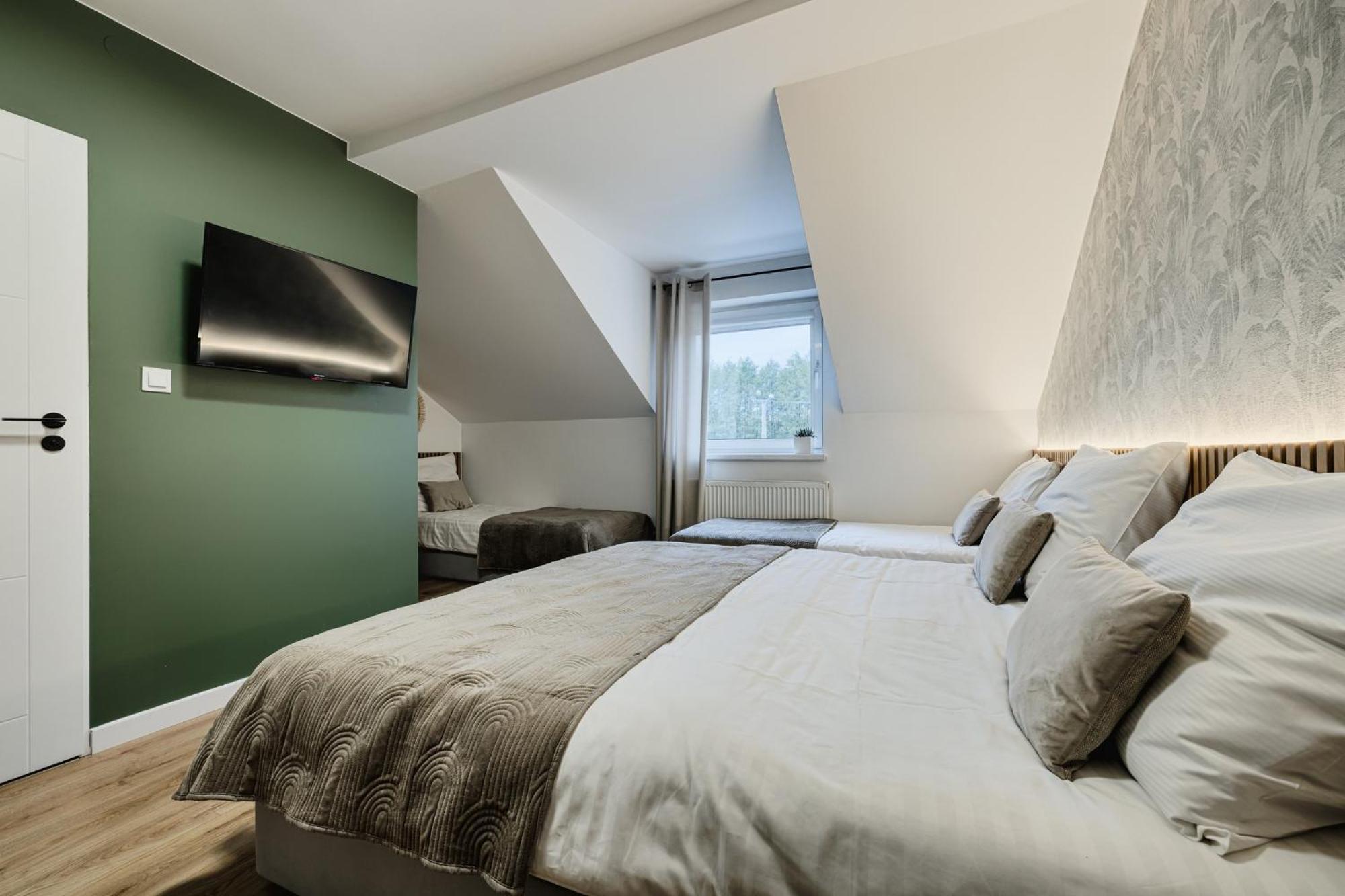 Gosciniec Zacisze I Blisko A2 Dabie-Uniejow I Restauracja Bed & Breakfast Ngoại thất bức ảnh