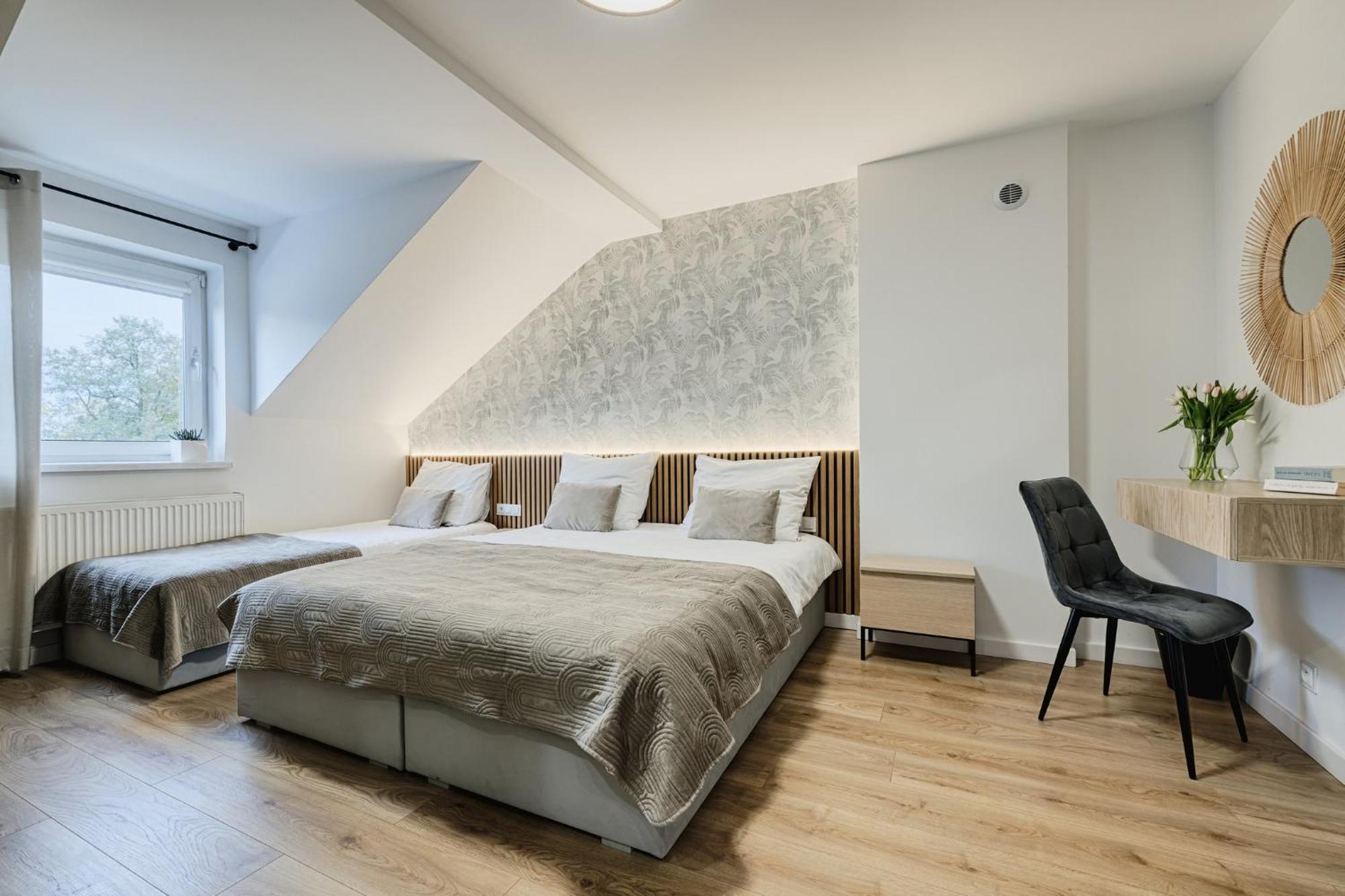 Gosciniec Zacisze I Blisko A2 Dabie-Uniejow I Restauracja Bed & Breakfast Ngoại thất bức ảnh